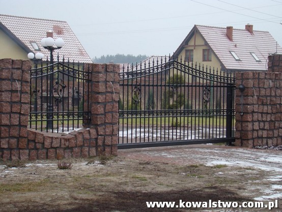 Kowalstwo Szczecin, Bramy przesuwne samonośne i ogrodzenia 1